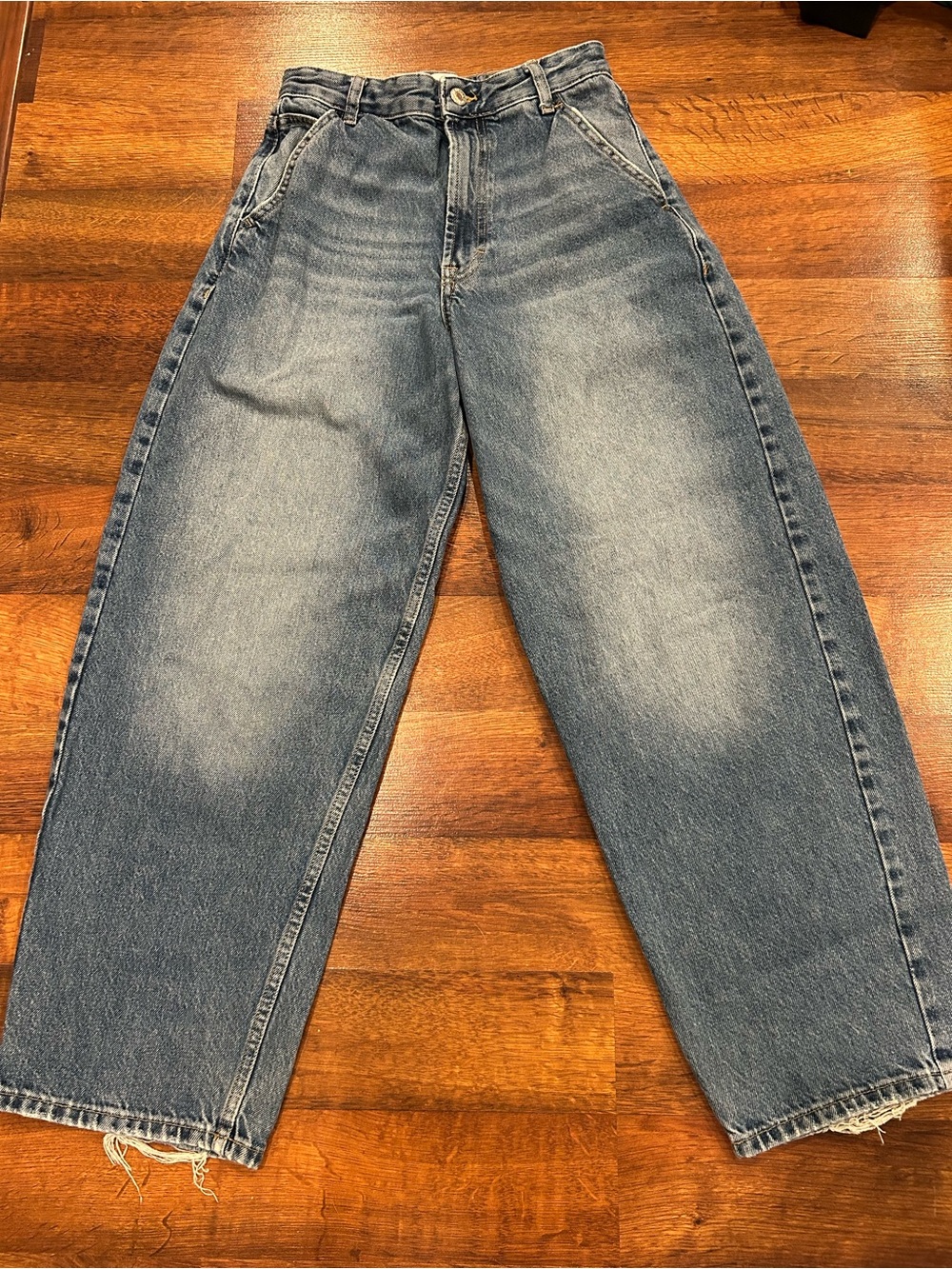 Bershka Jeans Women Barrel Leg Wide Leg Size 00 Denim 100% Cotton